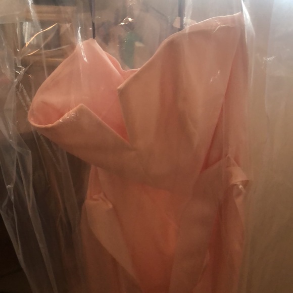 Vera wang bridesmaid dress! - Picture 3 of 4